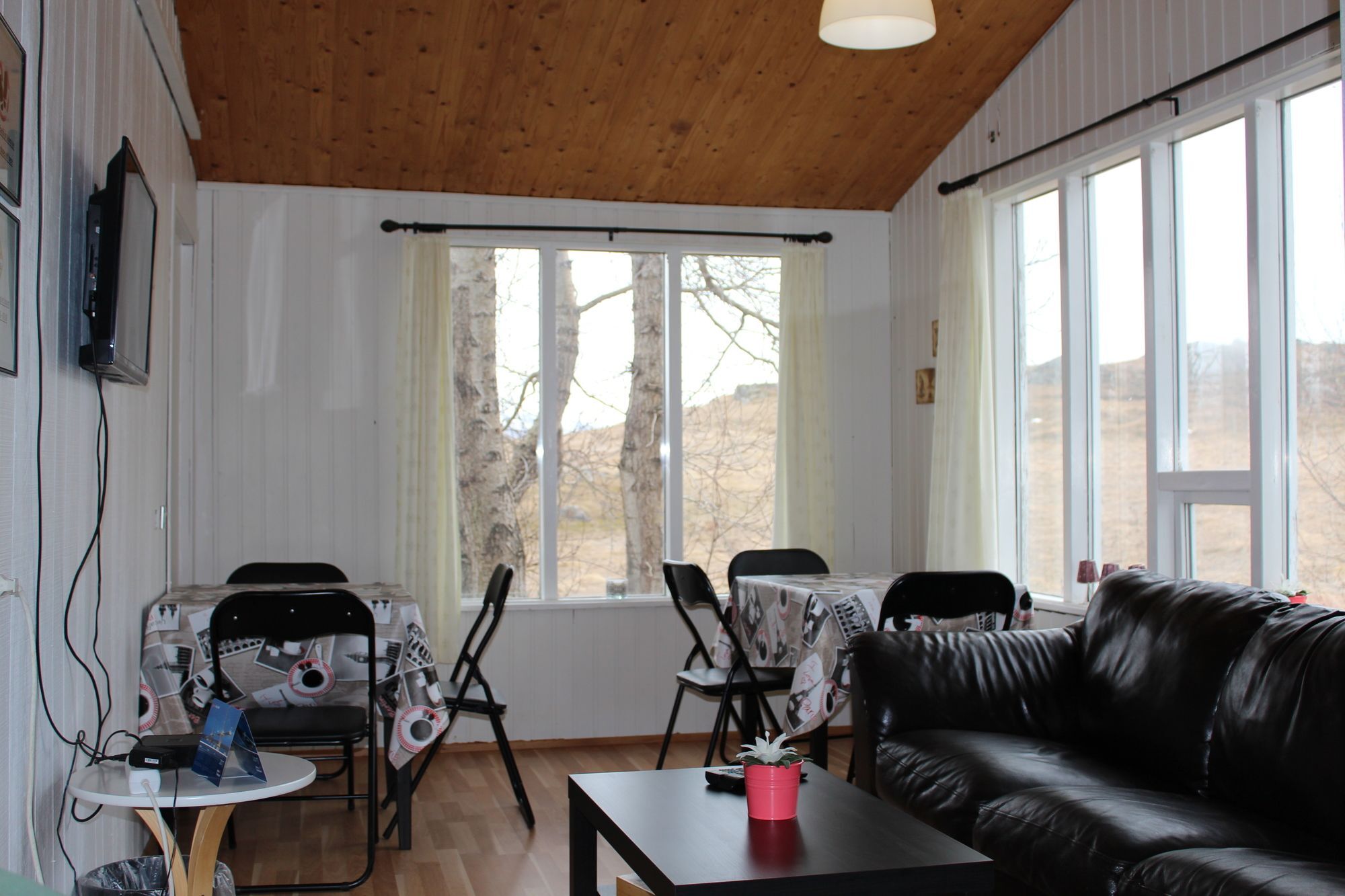 Lonsa Guesthouse Akureyri Exterior photo